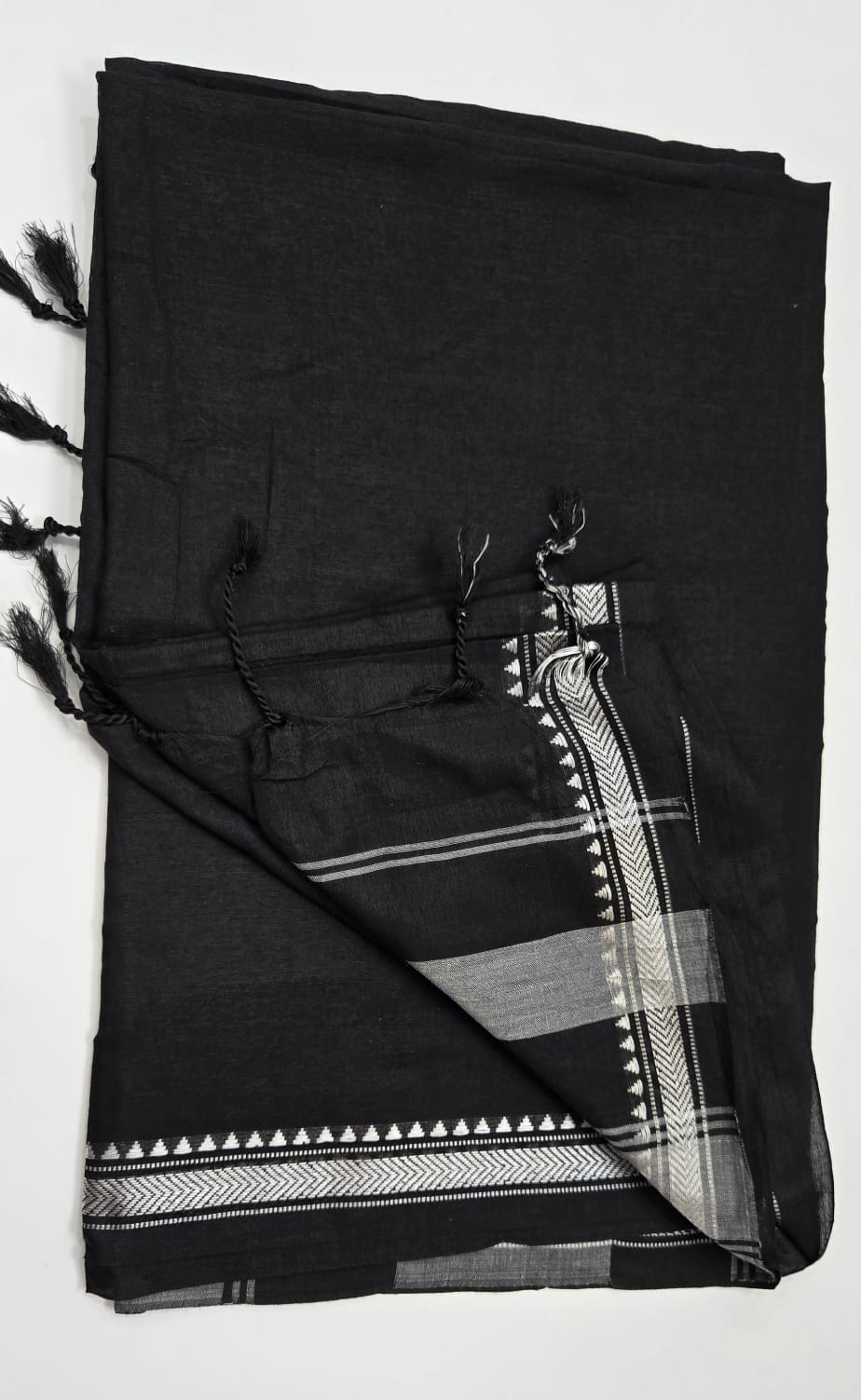 Elegant Black Narayanpet Cotton Saree with Silver Zari Border – Handwoven Traditional Saree