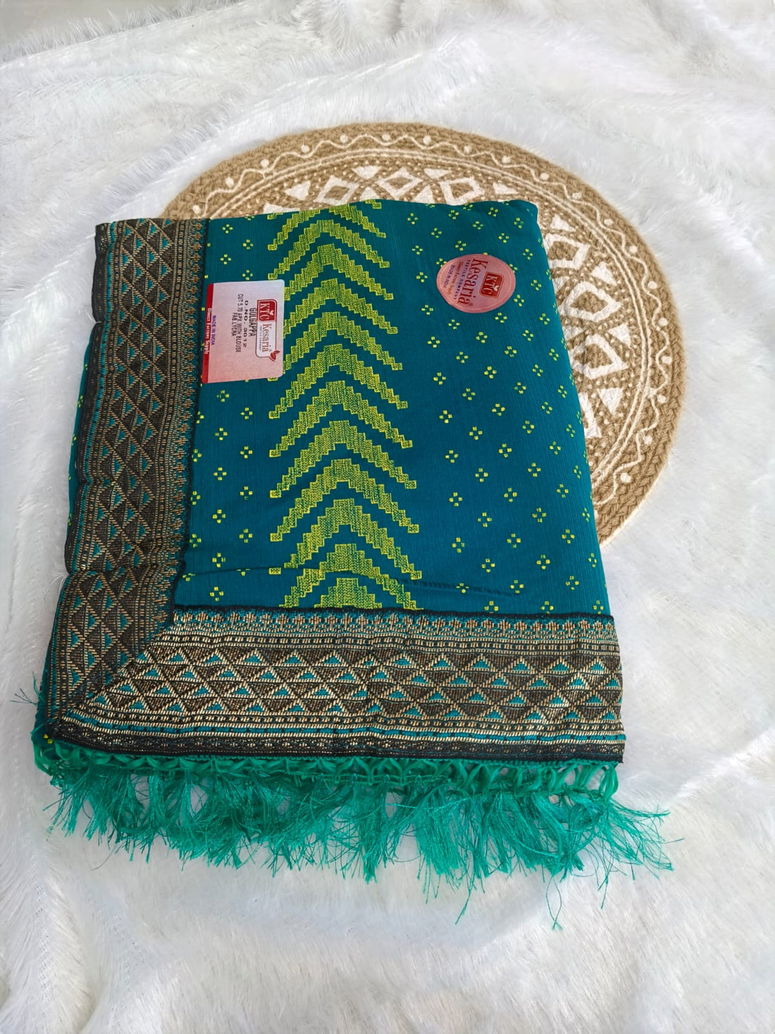 Peacock Green Designer Lightweight Georgette Saree with Running Blouse