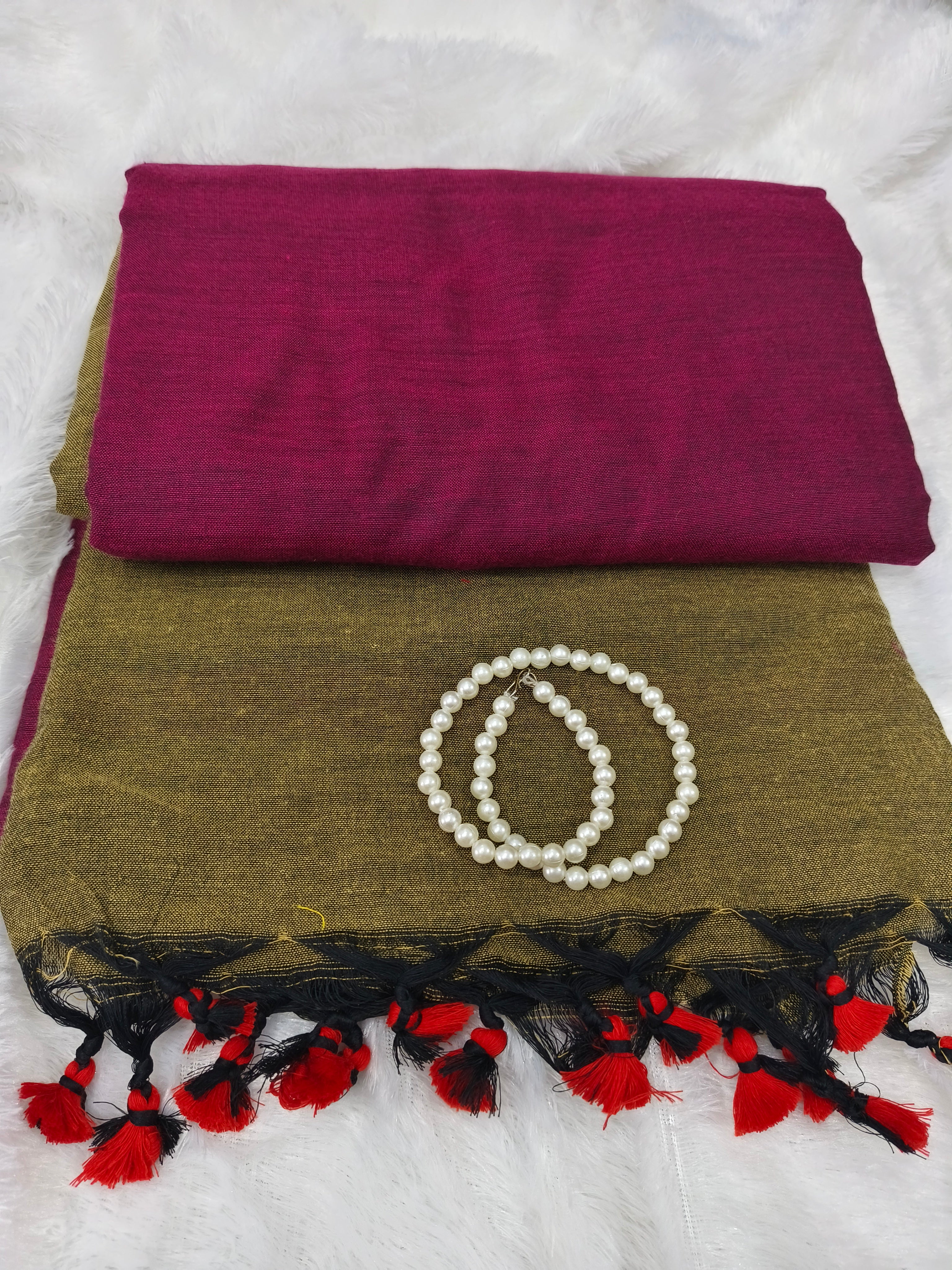 Khadi Cotton Saree with Tassels & Contrast Pallu with Running Blouse