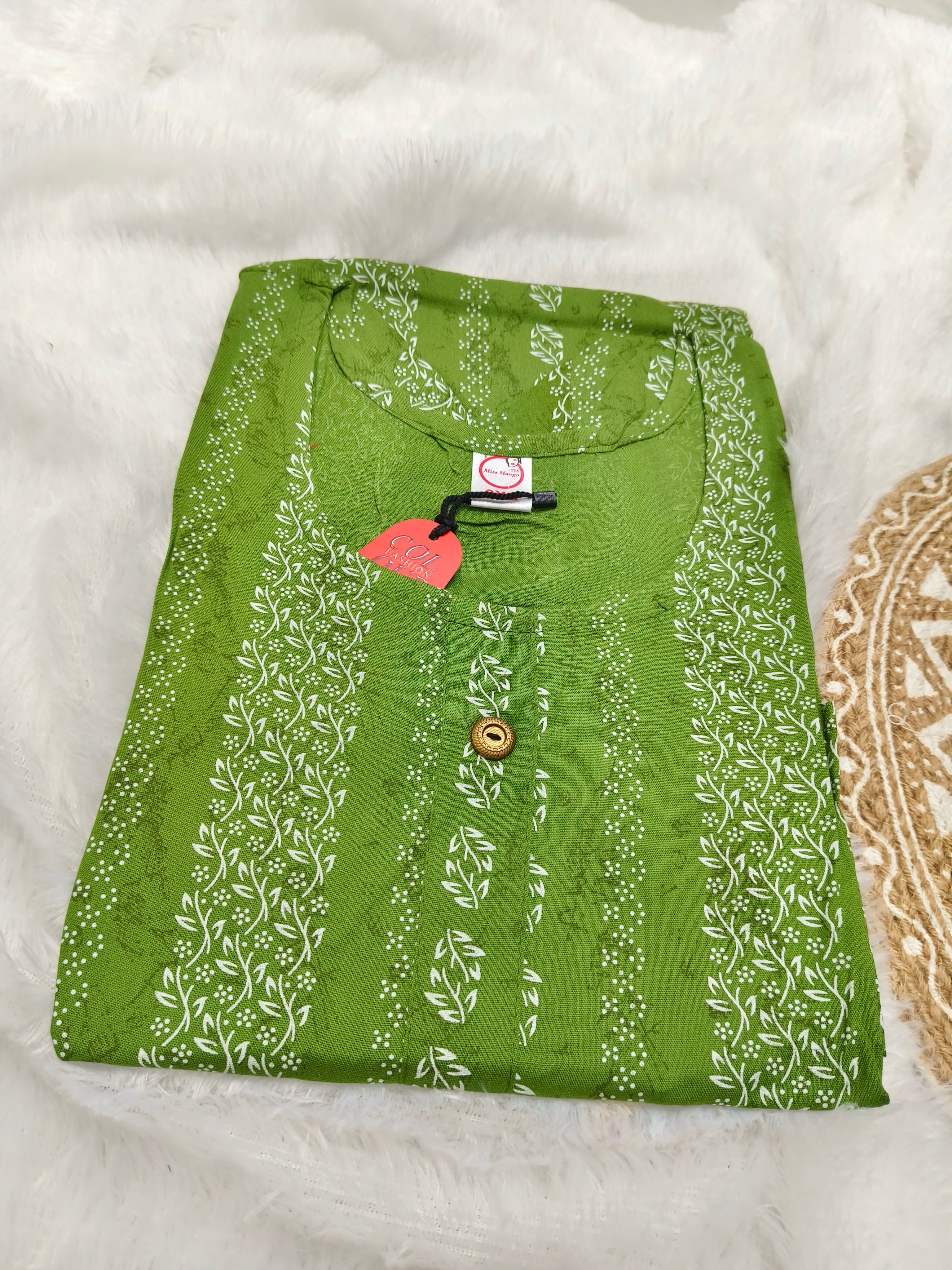 Women’s Floral Rayon Kurti – Soft Printed Daily Wear Ethnic Kurti Online