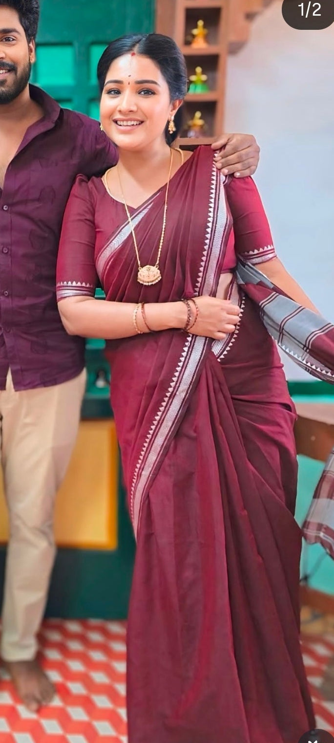 Graceful Maroon Narayanpet Cotton Saree with Contrast Grey Pallu & Silver Border