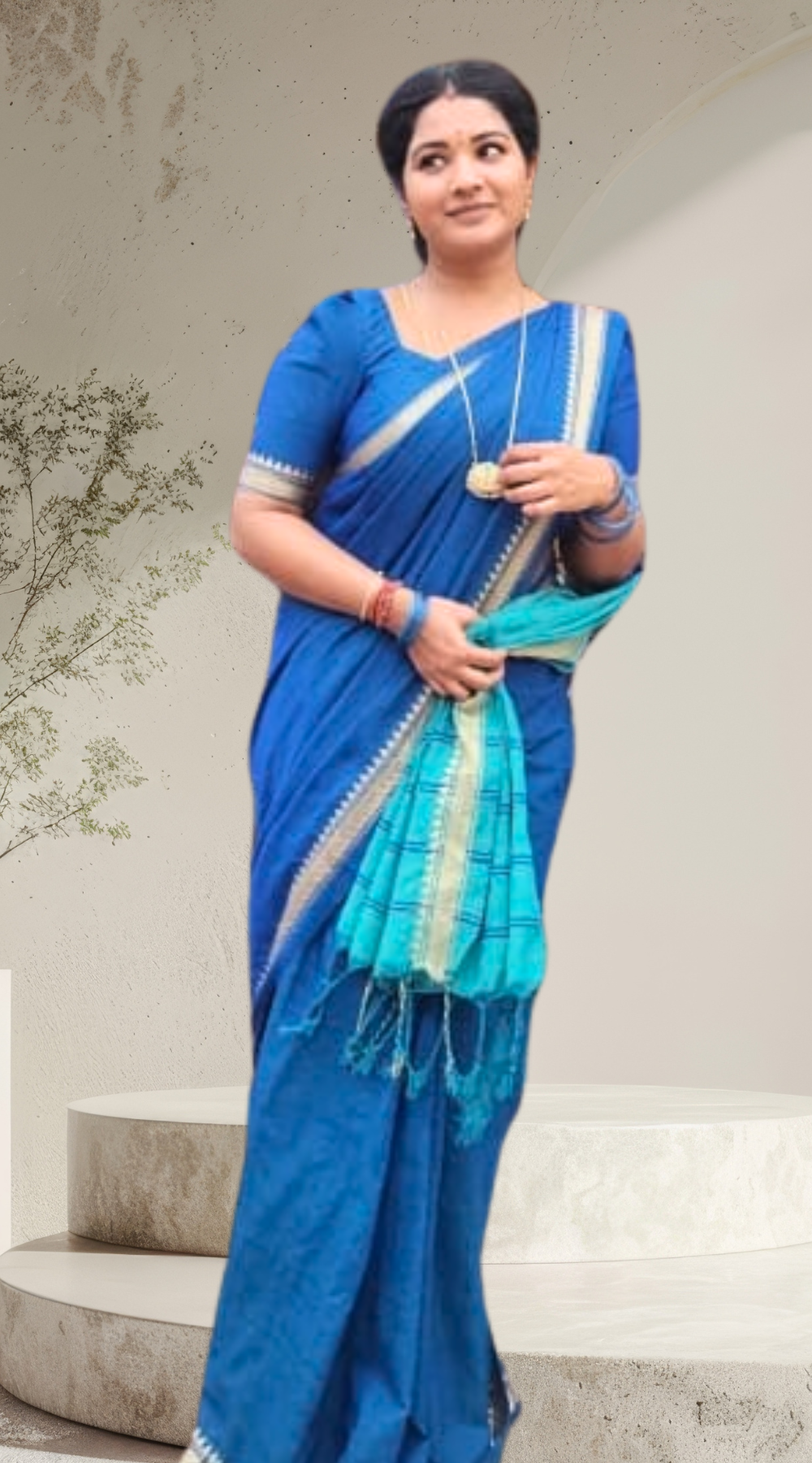 Peacock Blue Narayanpet Cotton Saree with Contrast Green Pallu and Golden Zari Border