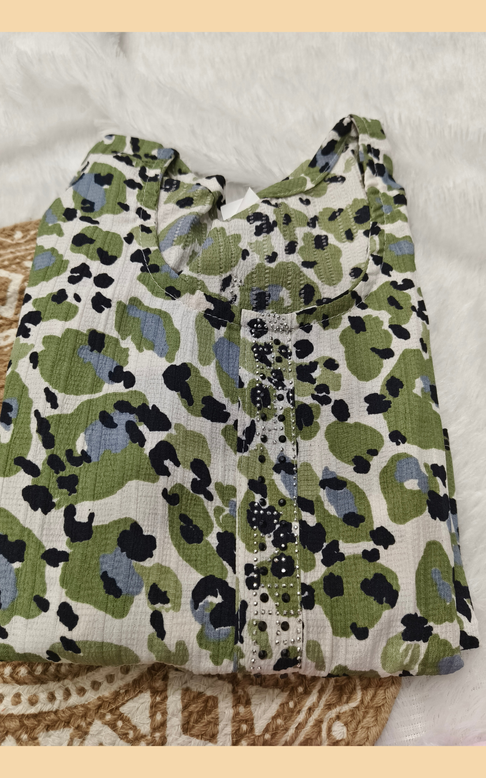 Combo 14- Budget trends | Buy 3 Kurtis for ₹500 Combo (M size)