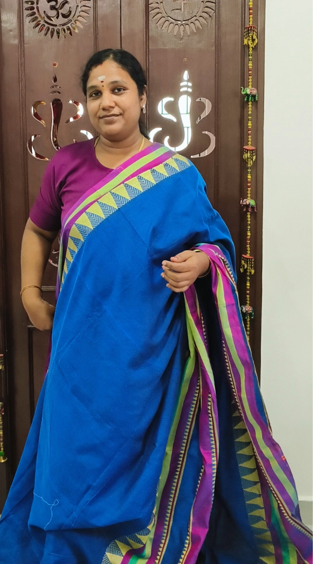 Peacock Blue Elegant Cotton Handloom Saree with Kanchi - Style Temple Border