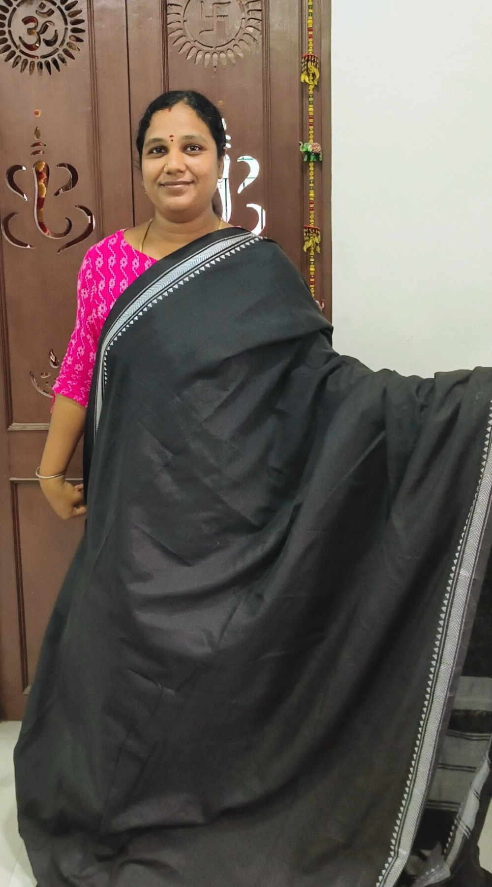 Elegant Black Narayanpet Cotton Saree with Silver Zari Border – Handwoven Traditional Saree