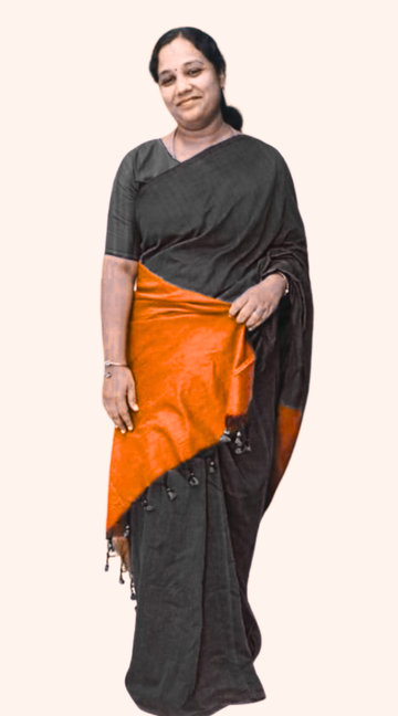 Black Premium Khadi Saree with Contrast Pallu | Soft Handwoven Khadi Saree with Running Blouse