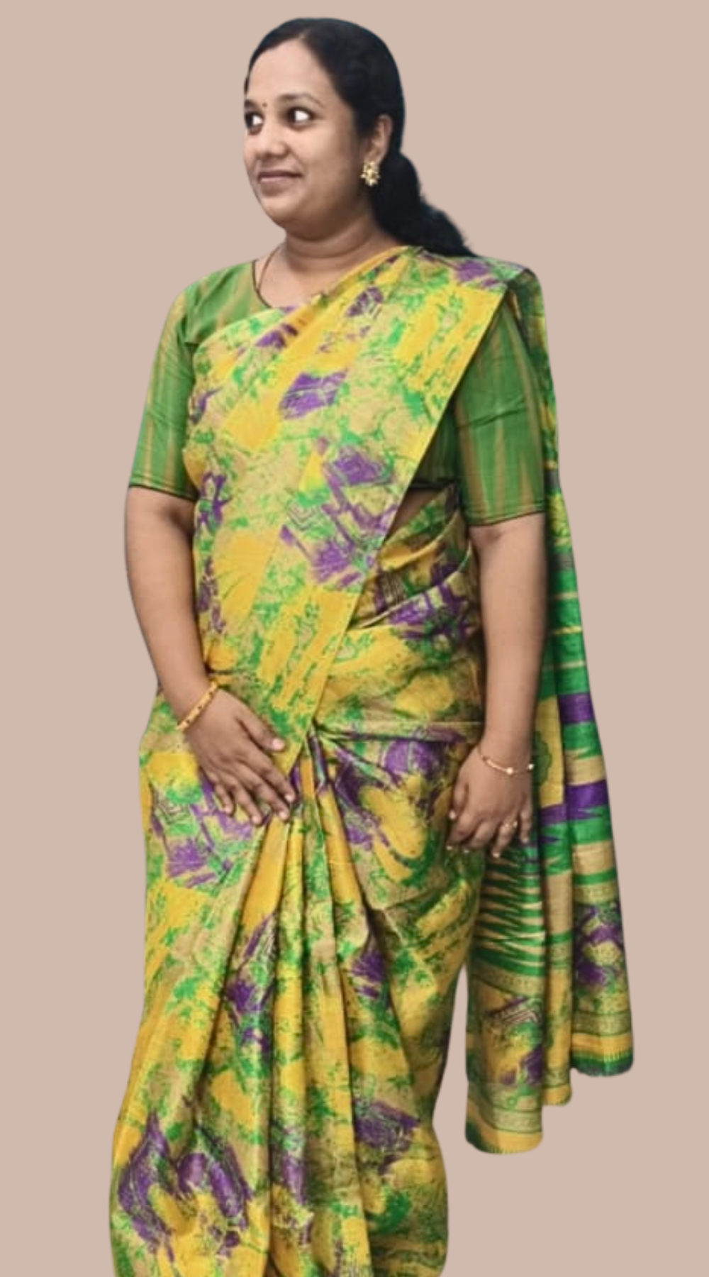 Green Lightweight Khadi Digital Print Saree with Contrast Blouse
