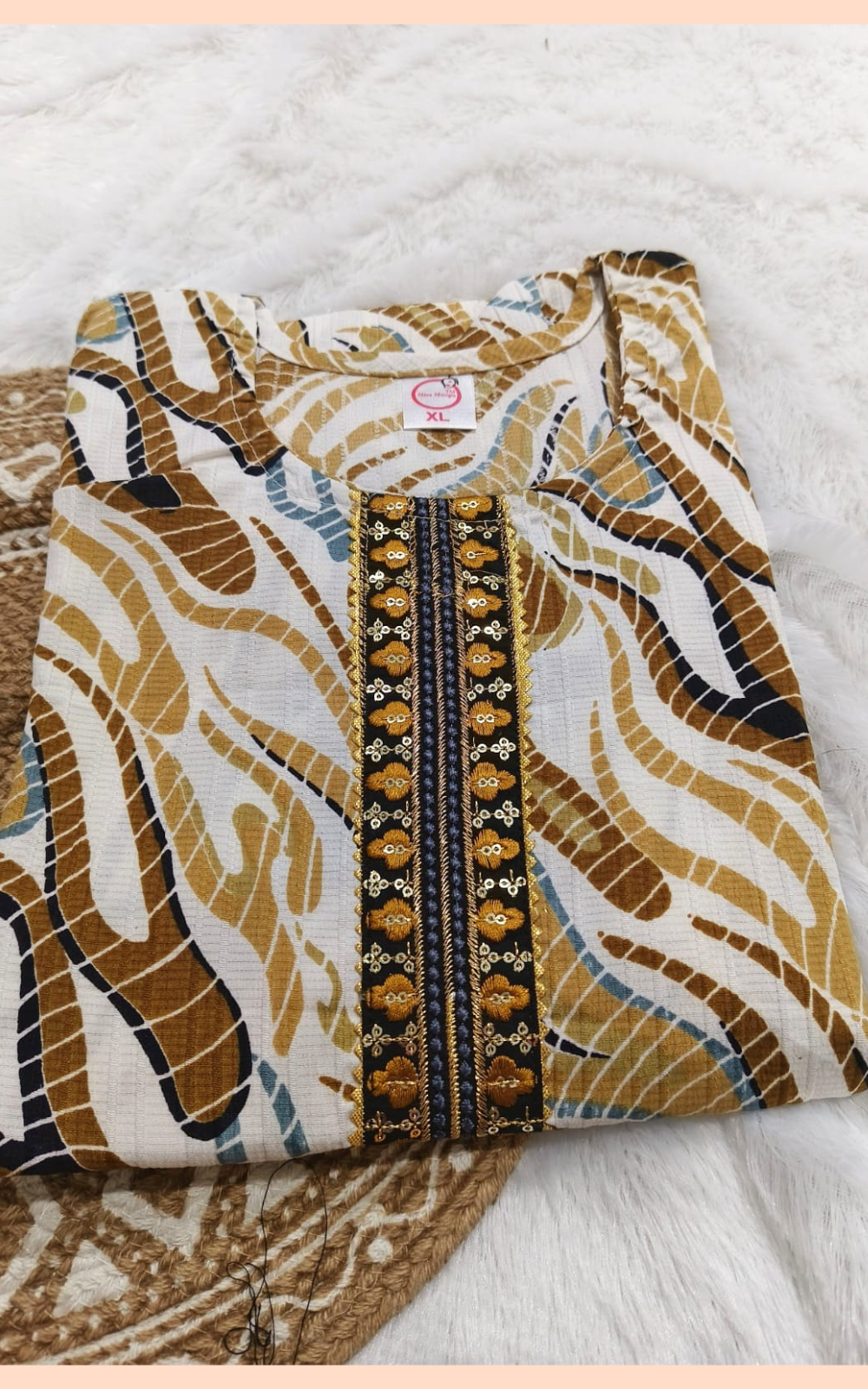 Combo 26- amsu trends | Buy 3 Kurtis for ₹500 Combo (XL size)
