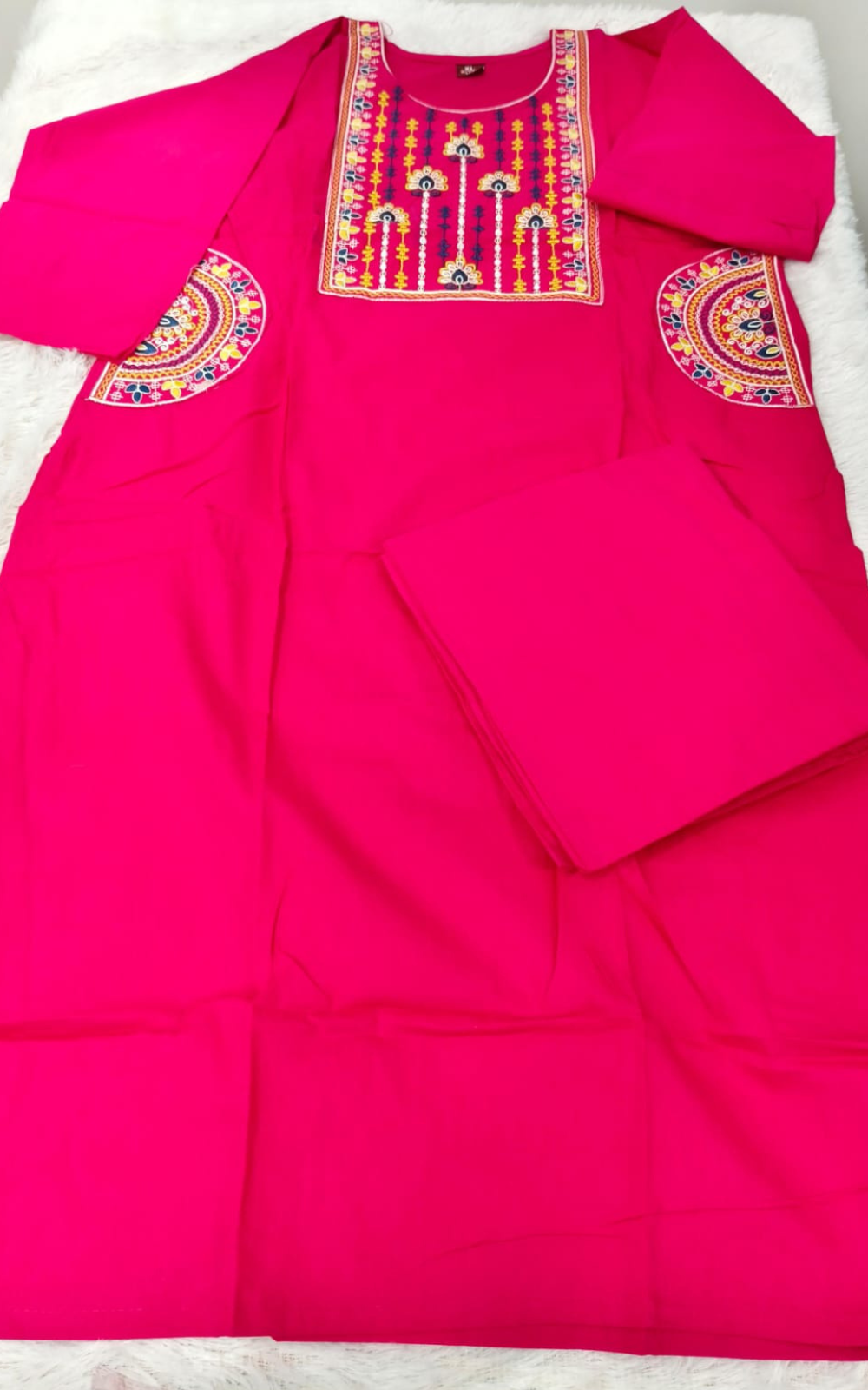 Premium Dhabu Cotton Floral Embroidered Kurti with Palazzo Co-ord Set – Pink🌸