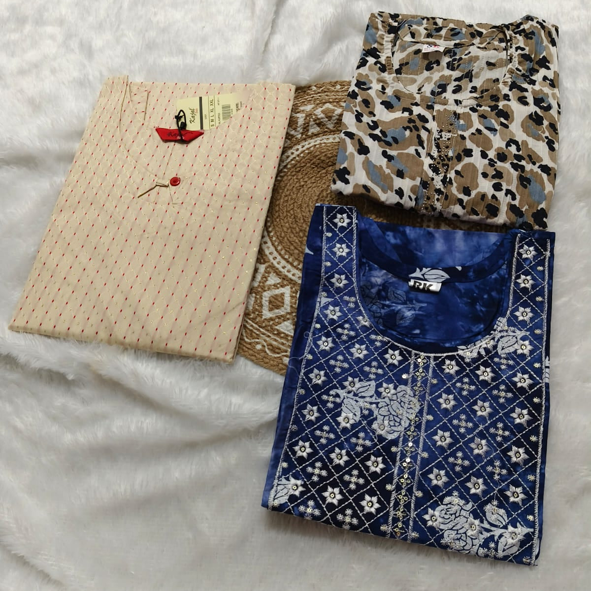 Combo 74 | Buy 3 Kurtis for ₹500 Combo (L size)