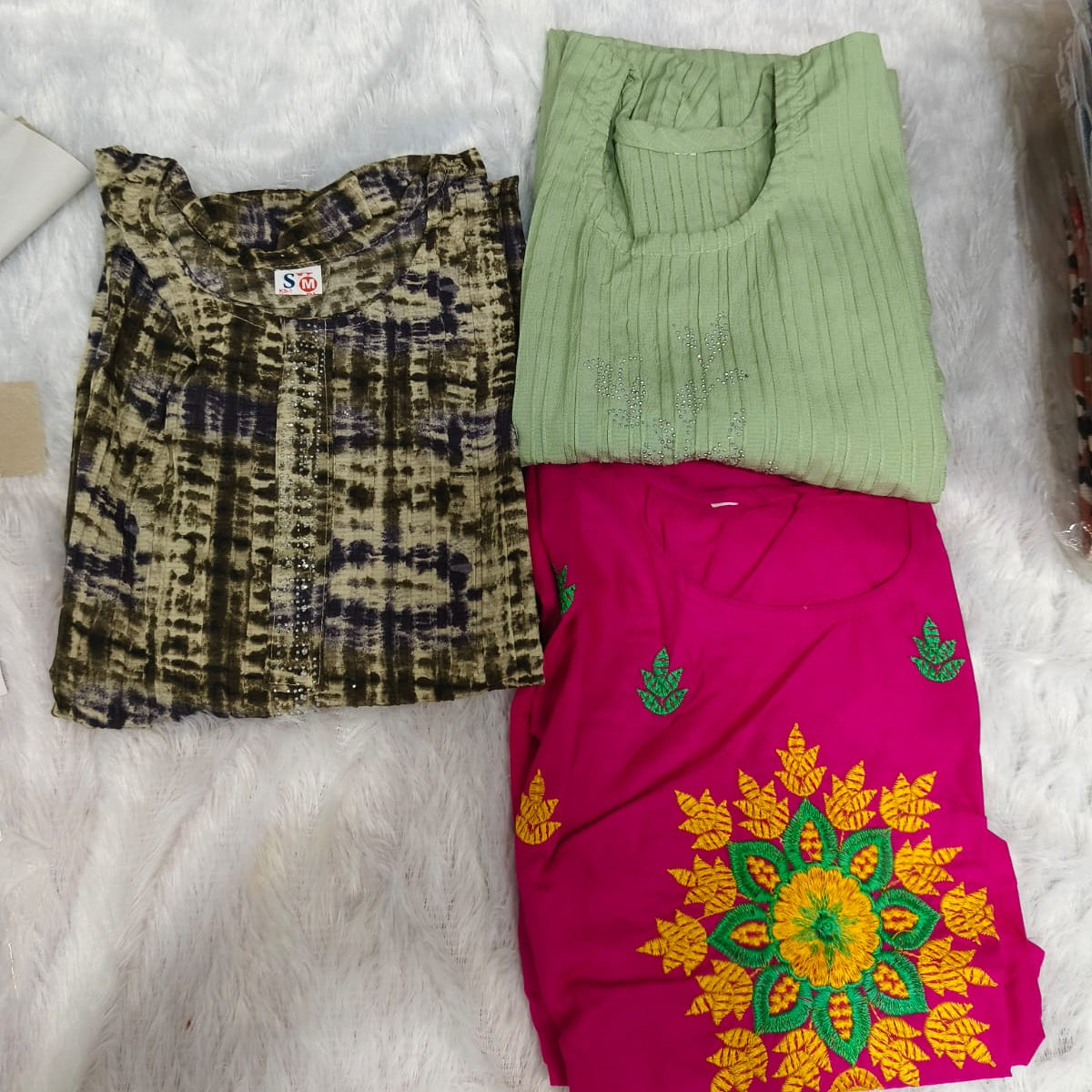 Combo | Buy 3 Kurtis for ₹500 Combo (M size)