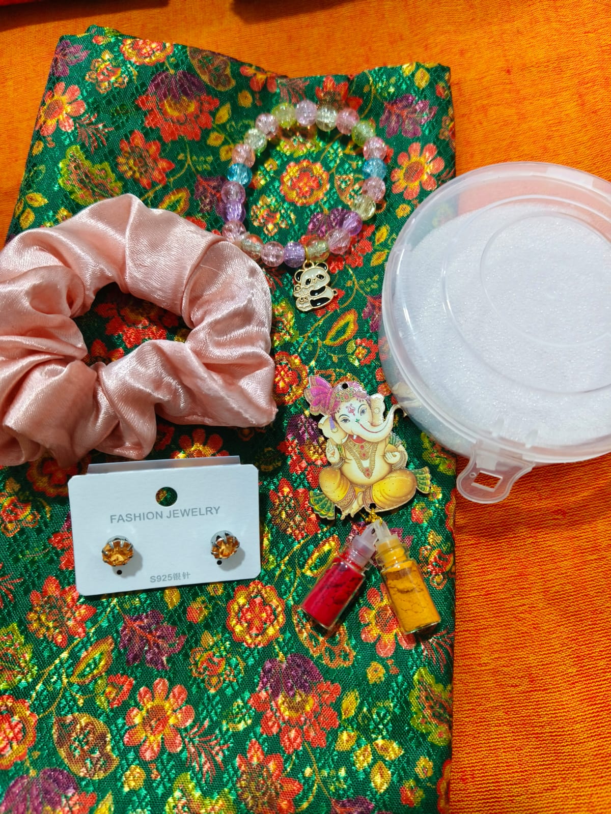 Pooja Thamboolam Gift Hamper – 5 Items with Protective Box | Return Gift for Festivals & Functions