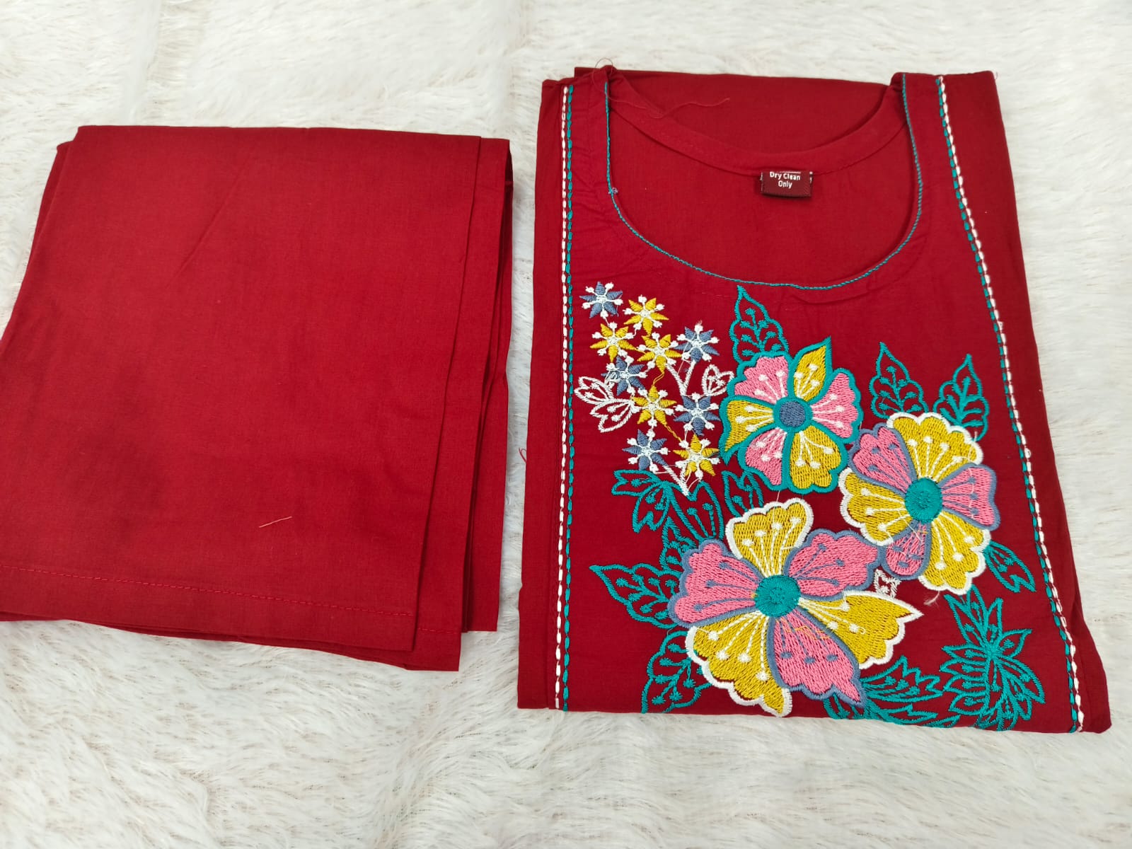 Maroon Premium Dhabu Cotton Floral Embroidered Kurti with Palazzo Co-ord Set🌸
