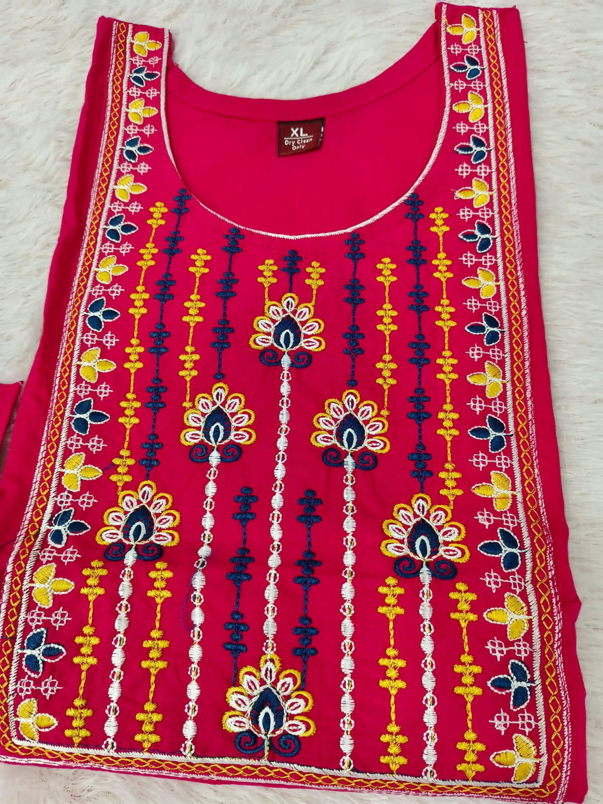 Premium Dhabu Cotton Floral Embroidered Kurti with Palazzo Co-ord Set – Pink🌸