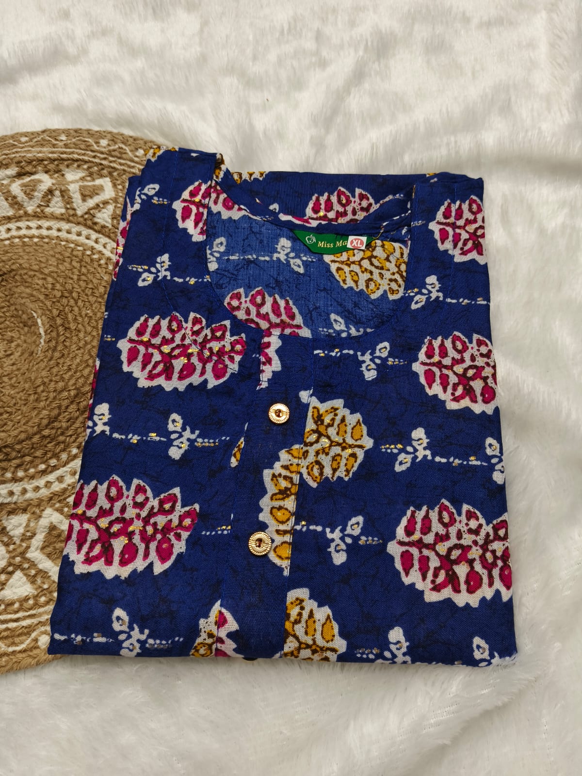 Combo 18- amsu trends | Buy 3 Kurtis for ₹500 Combo (XL size)