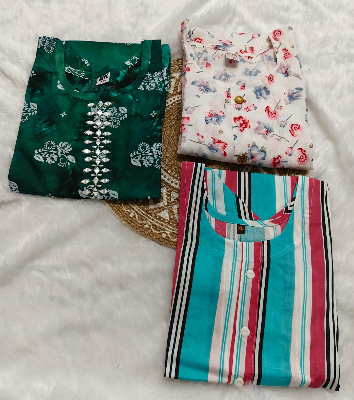 Combo  | Buy 3 Kurtis for ₹500 Combo (XL size)